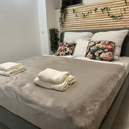 Moderne Ruhige Lägenhet Ubstadt-Weiher